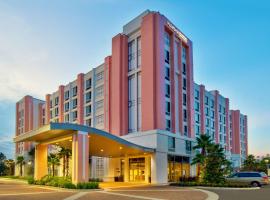 Fairfield by Marriott Inn & Suites Orlando at FLAMINGO CROSSINGS® Town Center，位于奥兰多迪士尼魔法王国附近的酒店