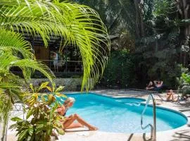 Believe Surf & Yoga Lodge Santa Teresa