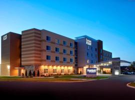 Fairfield Inn & Suites by Marriott Columbus, IN，位于哥伦布的酒店