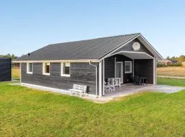 2 Bedroom Lovely Home In Skjern