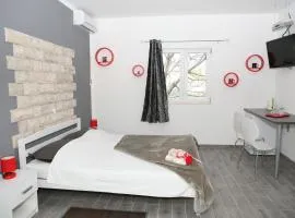 Apartments & Room Dijana