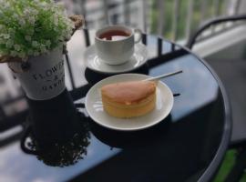Damai Homestay Almyra，位于加影的酒店