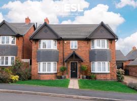 Large Modern 3 Bedroom House in Uttoxeter, Near Alton Towers, Great for Families，位于尤托克西特的家庭/亲子酒店