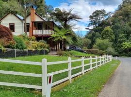 Whitlow Manor 3BR and optional 1BR studio，位于沃尔哈拉的酒店