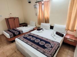 Hotel YMCA - Near Meenakshi Amman Temple Madurai，位于马杜赖马杜赖机场 - IXM附近的酒店