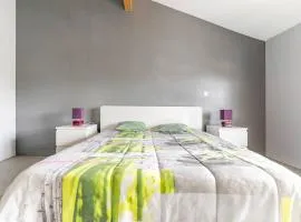 Grande chambre privée avec salle de bain et WC