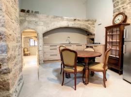 Gîte Le P'tit René，位于La Cresse的酒店