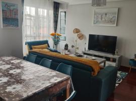 Nuevo! Apartamento con garaje，位于Requejada的公寓