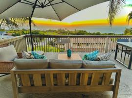 Halekii Sunset Beautiful 4 br Kealakekua Home，位于Kealakekua的酒店