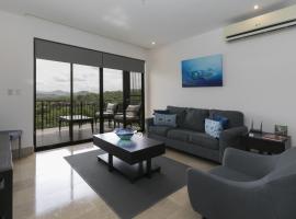 Roble Sabana 304 Luxury Apartment - Reserva Conchal，位于普拉卡海尔的海滩短租房
