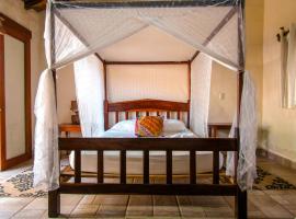 Hotel Restaurante Spa La Barca de Oro，位于拉斯彭尼塔斯的酒店