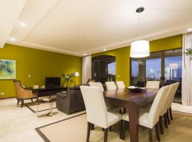 Jobo 7 Luxury Penthouse - Reserva Conchal，位于普拉卡海尔的高尔夫酒店
