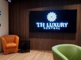 Th Luxury Central，位于卡塔尼亚的B&B