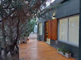 Casa con pileta 4/5 Personas en Potrero De Los Funes,rodeada de sierras,paisajes Y Una Paz Increible!，位于波特雷罗德洛斯弗内斯的酒店