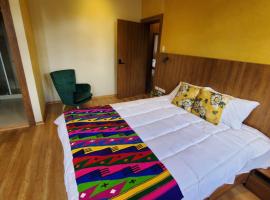 Hotel Inti Quito，位于基多埃尔埃希多公园附近的酒店
