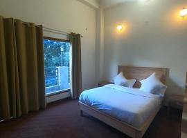 The Conifer inn，位于Goichran的酒店