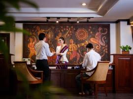 老挝兰花酒店 ，位于万象法昂雕像附近的酒店
