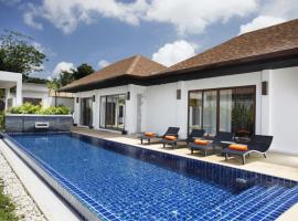 Exotic Boutique 4BR Pool Villa Toya, Gated Residence, Rawai，位于Ban Saiyuan (1)的别墅