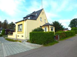 Inviting Holiday Home in Lichtenau with Garden，位于Oberlichtenau的别墅