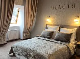 Готельно-ресторанний комплекс Щастя