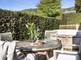 Whileaway Lodge, Strawberryfield Park