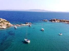 Blue Hotel boutique，位于Selínia的酒店