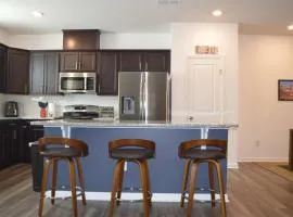 New/Modern Townhome near Downtown Durham