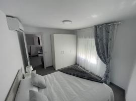 Tu precioso piso en el centro de Torrejón，位于托雷洪-德阿尔多斯的酒店