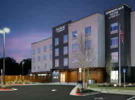 TownePlace Suites by Marriott Canton Riverstone Parkway，位于坎顿的酒店
