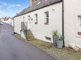 Whinstone Holiday Home in Falkland，位于福克兰的度假短租房