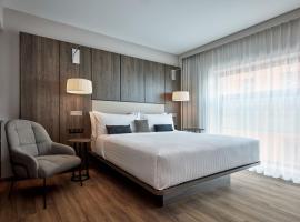 AC Hotel by Marriott Strasbourg，位于斯特拉斯堡Rhenus Sport附近的酒店