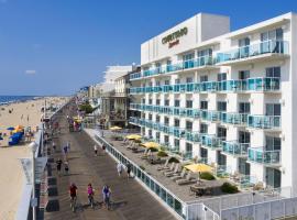 海洋城海滨万怡酒店，位于大洋城大洋城步道附近的酒店