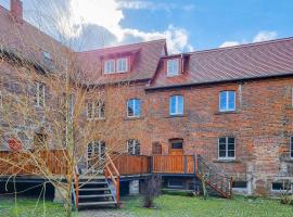 3 Bedroom Cozy Apartment In Nebra，位于Nebra的酒店