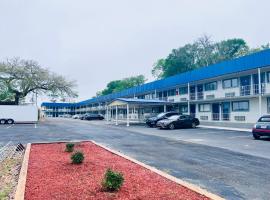 Budget inn and suites，位于Crowley的酒店