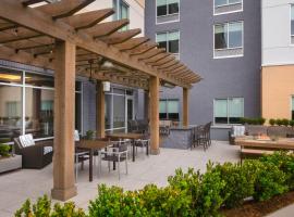 Towneplace Suites By Marriott Louisville Northeast，位于路易斯威尔的万豪酒店