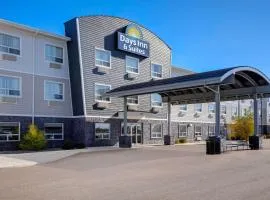 Days Inn & Suites by Wyndham Warman