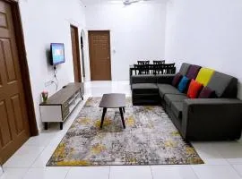 HomeSTAY PANGSAPURI SAMUDERA SERI MANJUNG LUMUT