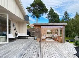 6 person holiday home in Åsenfjord-By Traum