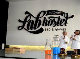 Lab Hostel Nazare，位于纳扎雷的青旅