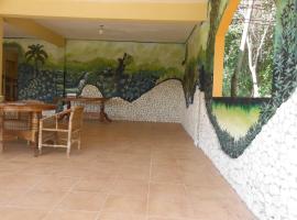Blue Hole Jamaica，位于Little Bay的酒店