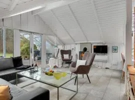 4 Bedroom Stunning Home In Kalundborg