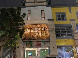 Sleep Studio Hotel City Center Surabaya，位于Tembok的胶囊旅馆