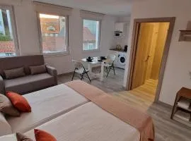 Estudios en Plaza Cabo da Vila centro Muxia