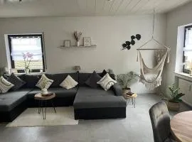 2-Zimmer Wohnung 80qm bis 4Pers.