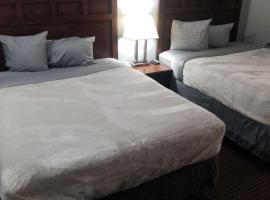 Hotel 2 Queen Beds Hotel Room 220 Booking，位于斯蒂尔沃特的酒店