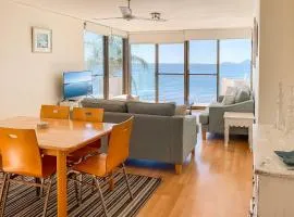 Harbourside 13 fantastic waterfront unit