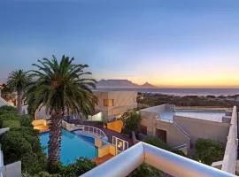 Recently Renovated Beachfront Apartment for 6, view at Table Mountain