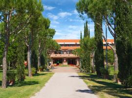 Fattoria La Principina Hotel & Congress，位于普林斯皮纳·特拉的酒店