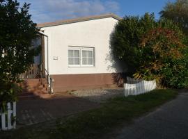 Gemütliche Ferienwohnung am Südperd in Thiessow，位于蒂索的酒店