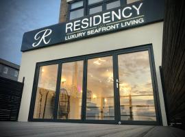 RESIDENCY LUXURY SEAFRONT HOTEL，位于布莱克浦的酒店